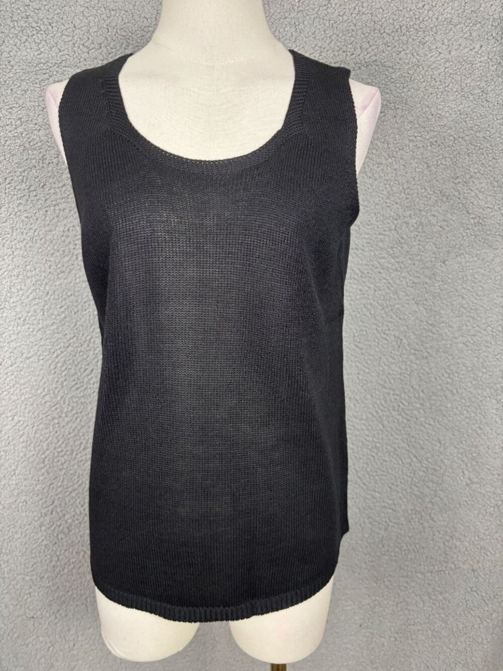 IDEALSANXUN  Women's Sweater Vest Tank Tops Sleeveless Slim Fit Black Small NWTs